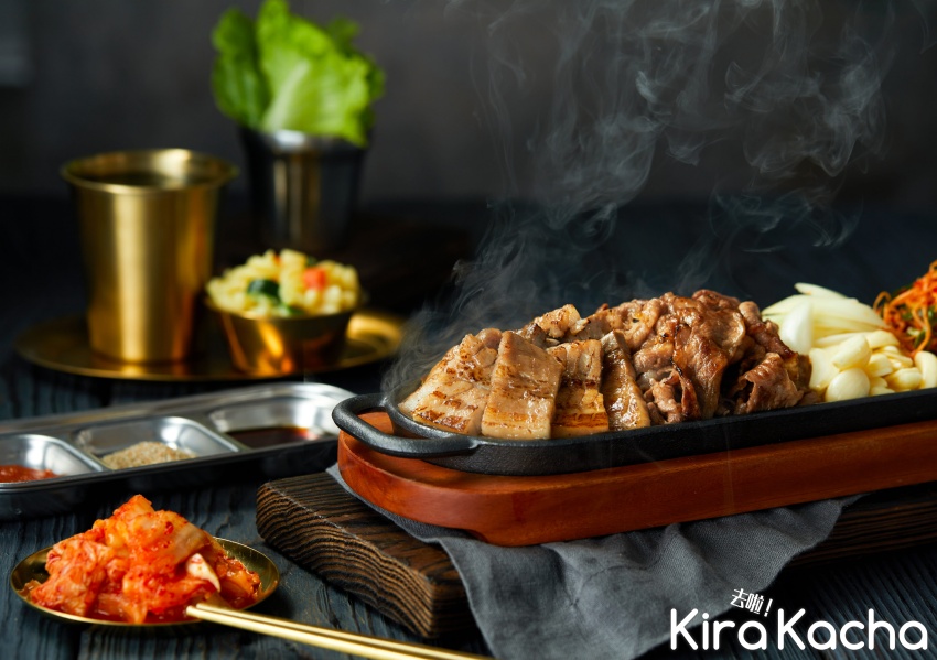 八色烤肉mini最受歡迎的人氣必點第一名為「XL重量級八色牛豬雙拼」/KiraKacha去啦！