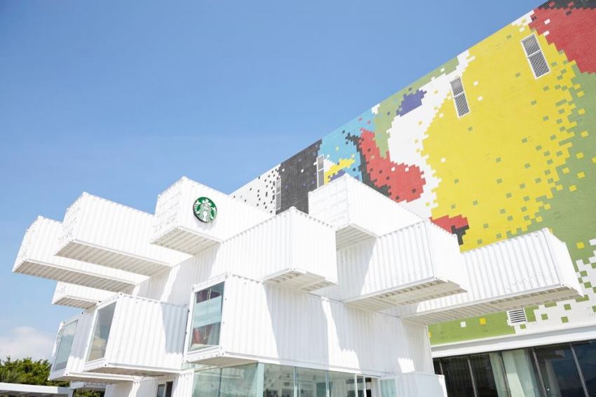 夏日旅人必訪！星巴克花蓮理想門市打造童話風咖啡秘境