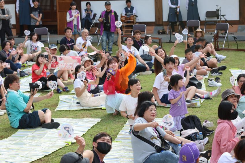 跟著李多慧玩韓國全州！DIY拌飯、韓服韓屋村漫遊及粉絲活動讓200名台灣遊客直呼難忘