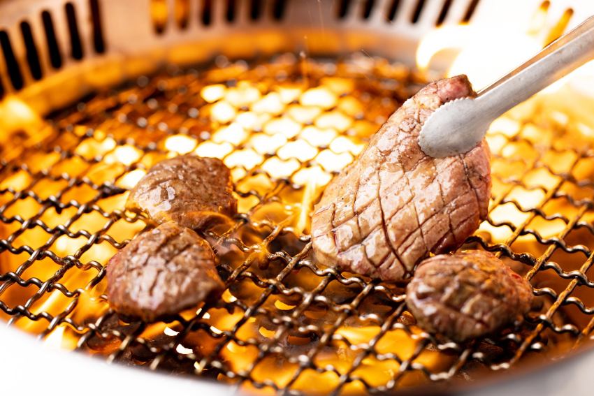 頂級燒肉控暴動了！姜滿堂信義區Dream Plaza盛大開幕，百元牛舌、奢華和牛組合餐引爆台北燒肉戰