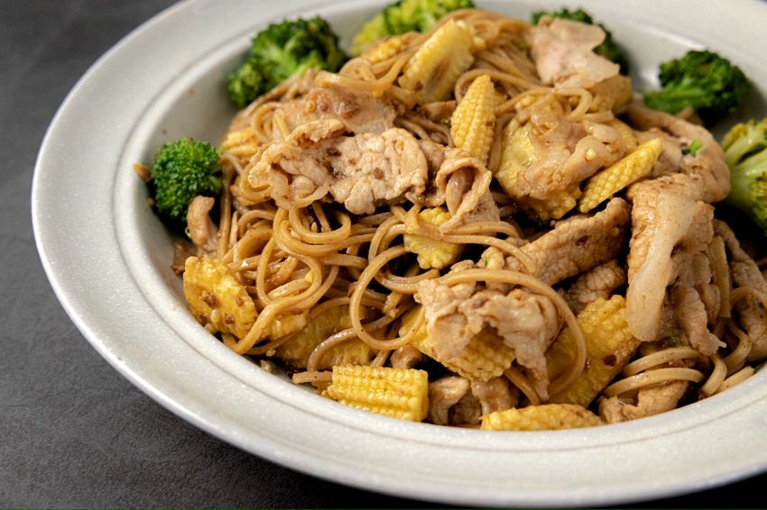 台灣過重率破5成!醫師揭露瘦瘦針術後不復胖關鍵在飲食控制「攝取高纖蛋白質是重點」日日好食好控麵獲國際認證助攻減重