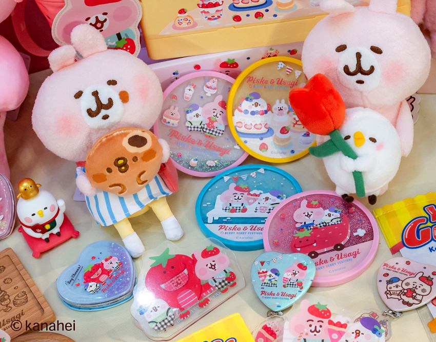 卡娜赫拉的小動物莓果祭典快閃店登場.六大拍照點必拍.P助粉紅兔兔草莓龍限定商品一次看