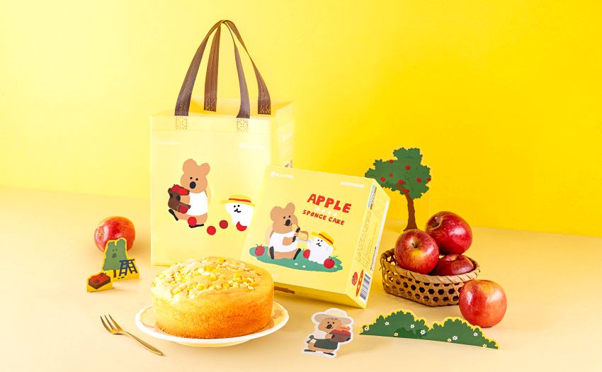春上布丁蛋糕聯名DINOTAENG蘋果蛋糕,隨餐附贈限量專屬提袋與造型卡片。