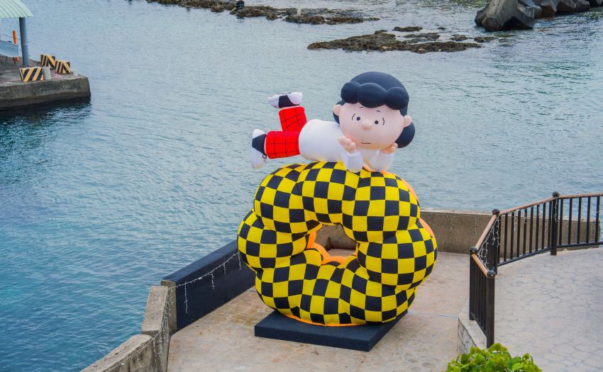 2026屏東漁港情人節點燈，巨大化史努比與甜甜圈降落七大港口