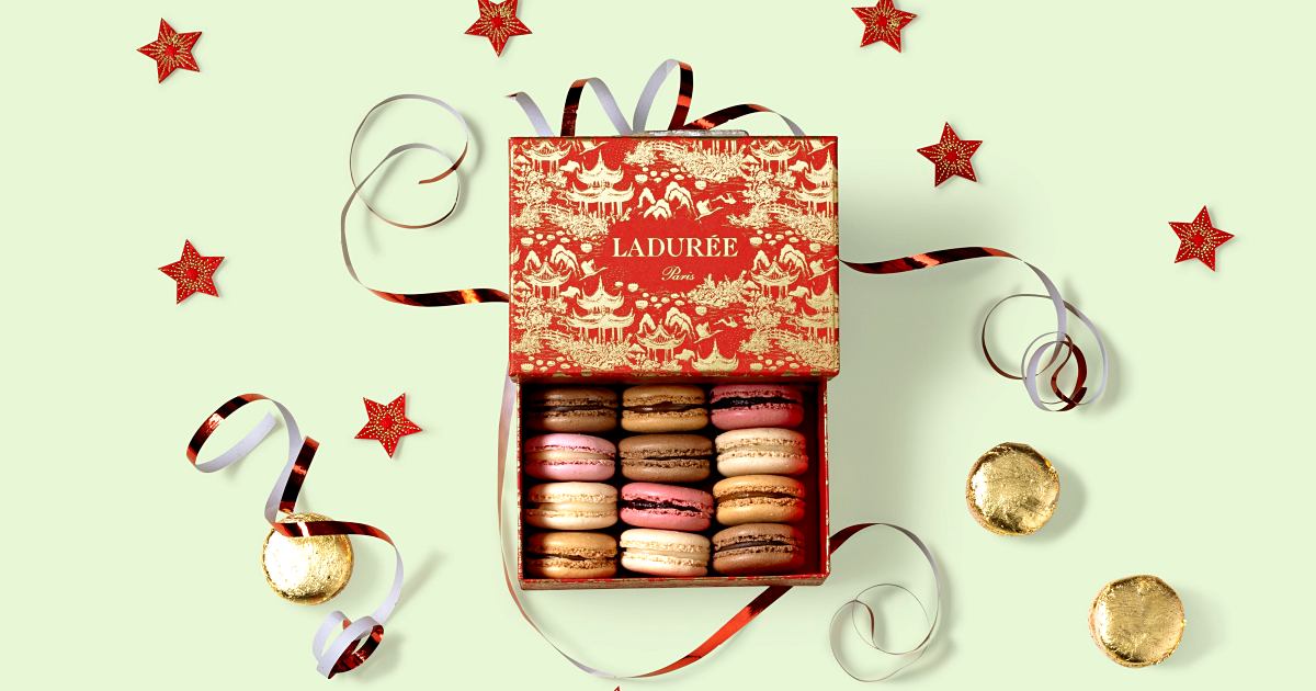 2026春節送禮首選！Ladurée 推出愛心翅膀與紅金配色限定馬卡龍