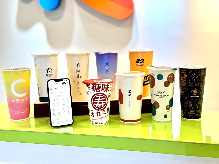 飲料天天半價？iPASS MONEY聯手萬波、大苑子，祭出超狂儲值金回饋