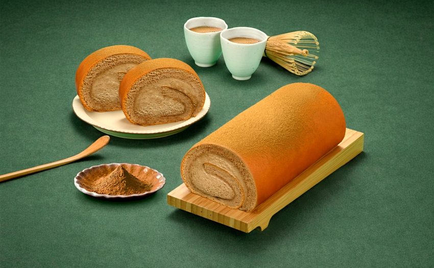 亞尼克巧克力生乳捲限量開賣，宇治抹茶系列甜點打造春日奢華野餐。