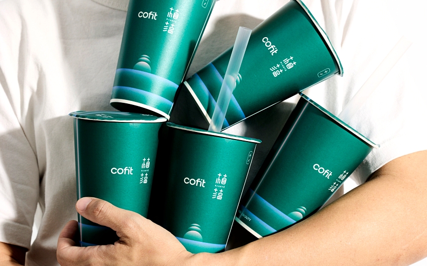 手搖飲也能抵一餐?Cofit 聯名植蘊推出營養師設計機能高蛋白輕食飲