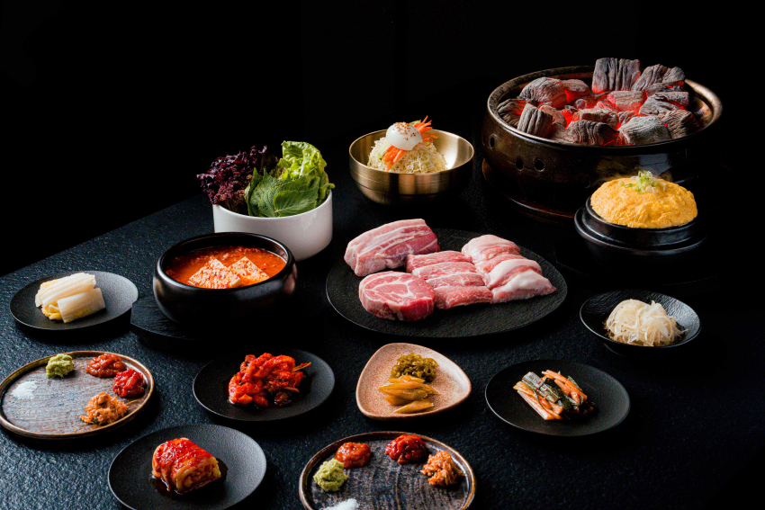 囕盈豚台北海外首店9月12日開幕，主打韓式炭火燒肉與專人代烤