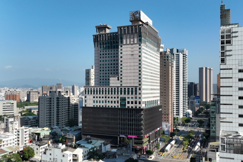 台中金典酒店外觀與周邊市區景觀。圖/台中金典酒店提供