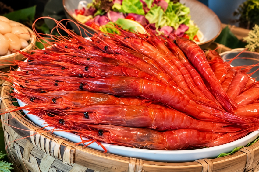 泰市場鮮蝦料理呈現秋日海鮮風味。圖／春大直提供