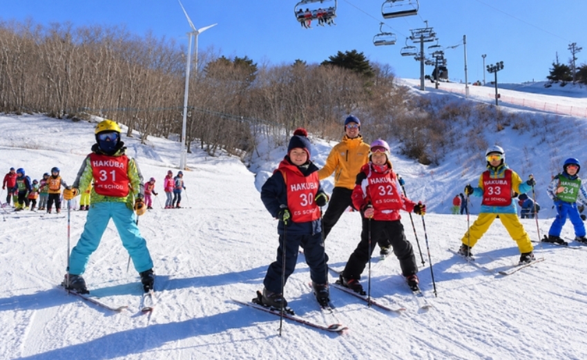 易遊網冬季釜山團體行程安排伊甸園滑雪體驗。圖／易遊網提供